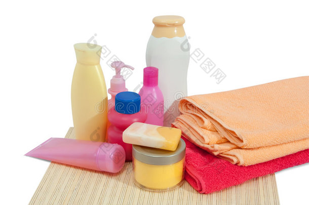 粉色毛巾洗漱用品