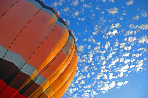 冷空气云和热气球！