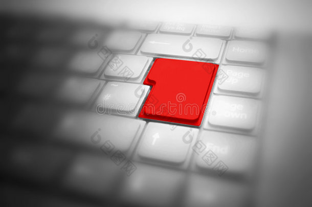 键盘上突出显示的红色<strong>大按钮</strong>