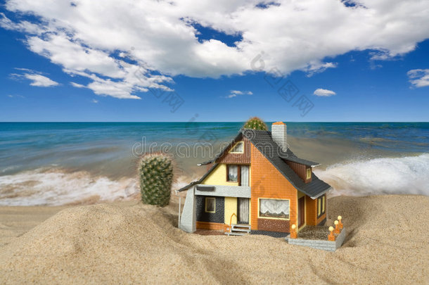 沙滩上的房子。
