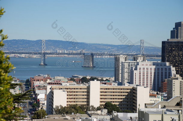 摘要建筑学地区背景海湾