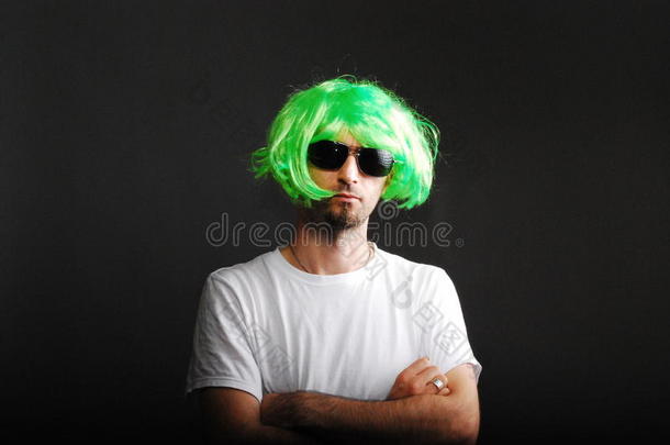 绿头发男人