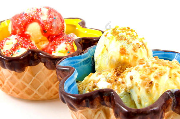 彩碗夏季冰淇淋