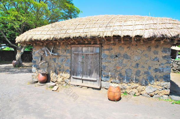传统的土著村舍