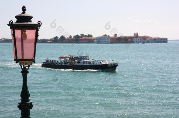 威尼斯泻湖上的船