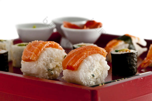 寿司，生<strong>鱼</strong>片，日本<strong>料理</strong>。
