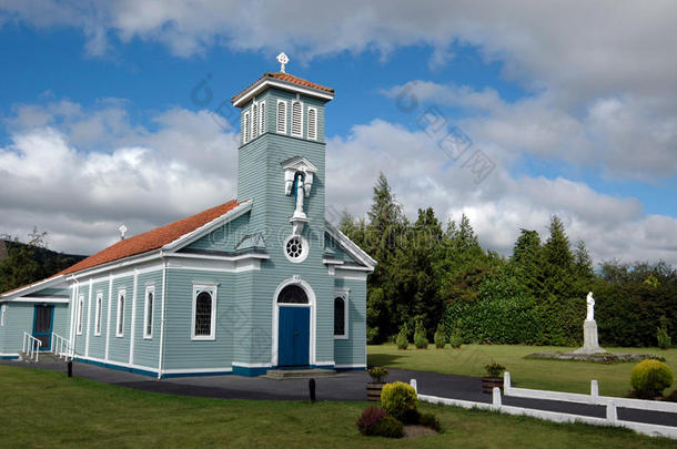 木制乡村教堂