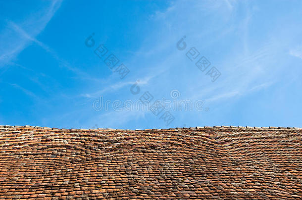 旧瓦房屋顶