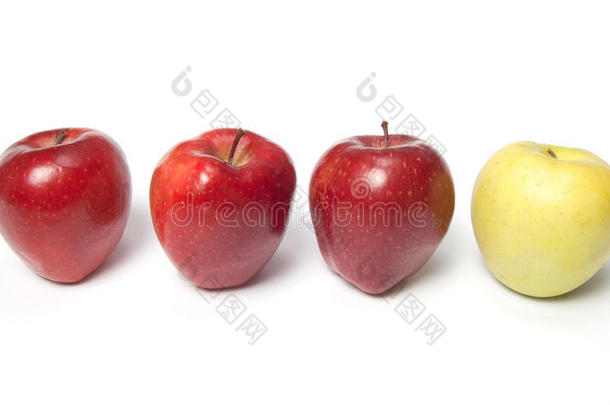与众不同-红<strong>苹果</strong>和<strong>黄苹果</strong>