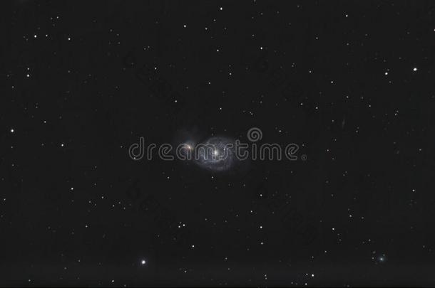 m51漩涡星系
