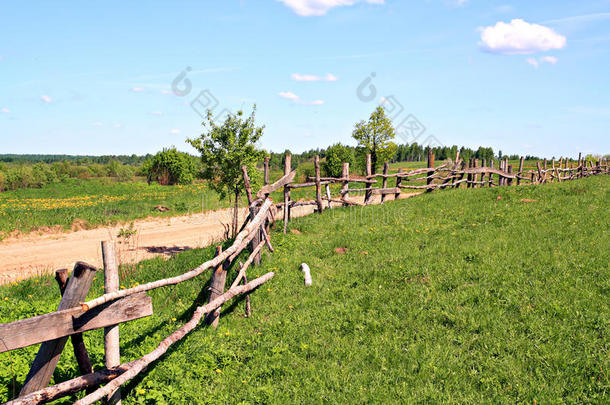 旧篱笆