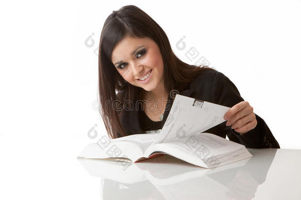 快乐少女读书