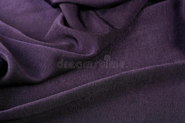 暗紫色织物