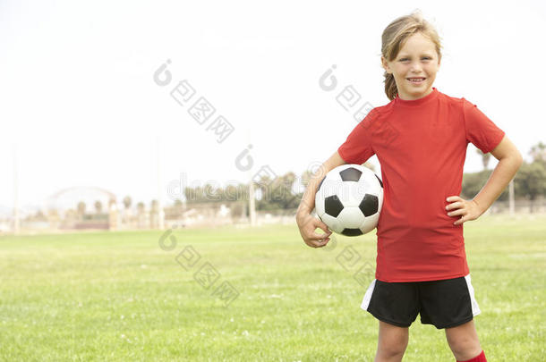 足球队的小女孩