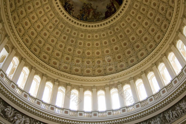 美国国会大厦圆形大厅天花板内部视图