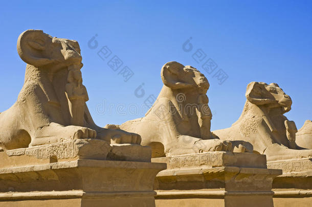 卡纳克神庙狮身人面像大道