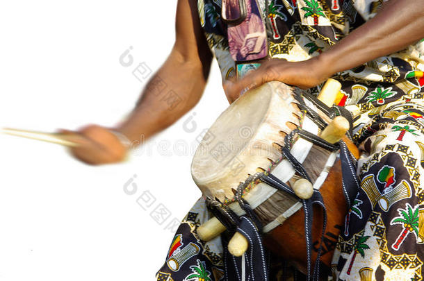 传统非洲鼓手