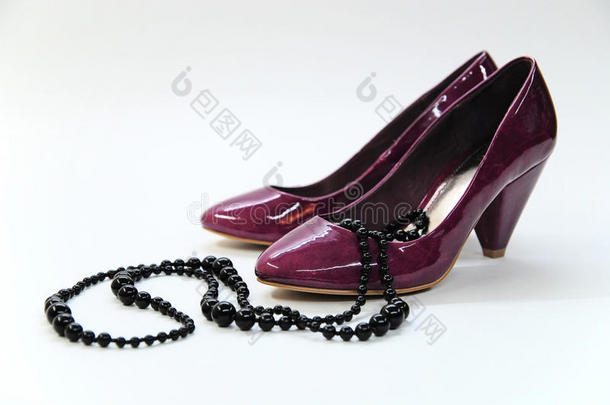 紫罗兰色鞋带项链