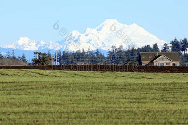 大雪山乡谷