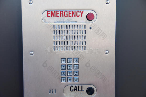 带盲文指示的紧急呼叫箱