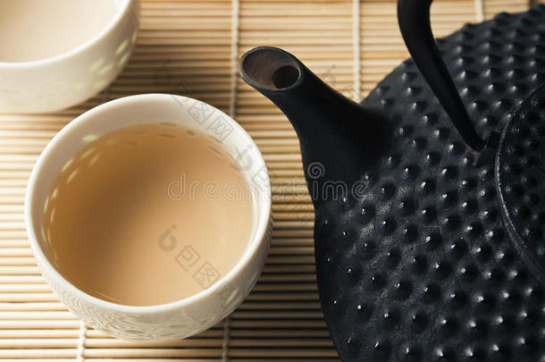 河豚和茶杯