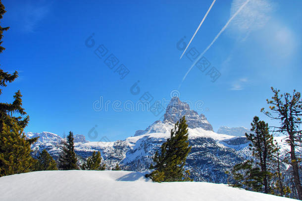 阿尔卑斯山冬季，<strong>白云石</strong>，意大利，2007年