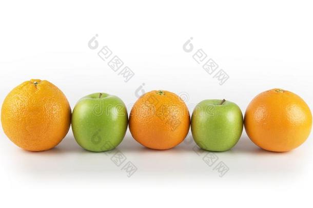 一天五个例子：一天五个橘子和苹果