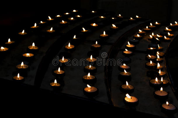 教堂里的蜡烛