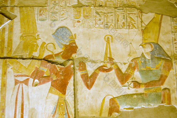 <strong>古埃及</strong>神荷鲁斯与塞提和伊西斯