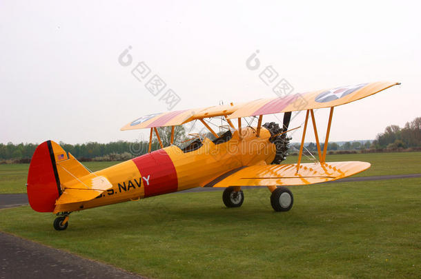 yellow stearman<strong>双翼飞机</strong>