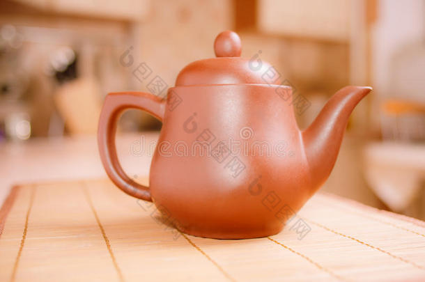 陶制茶壶