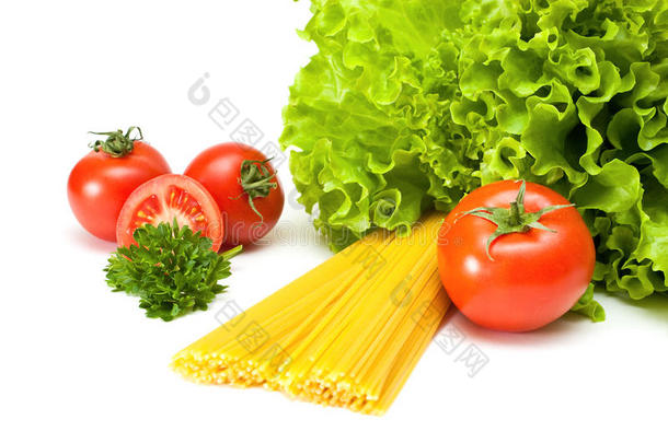 西红柿配色拉和意大利面