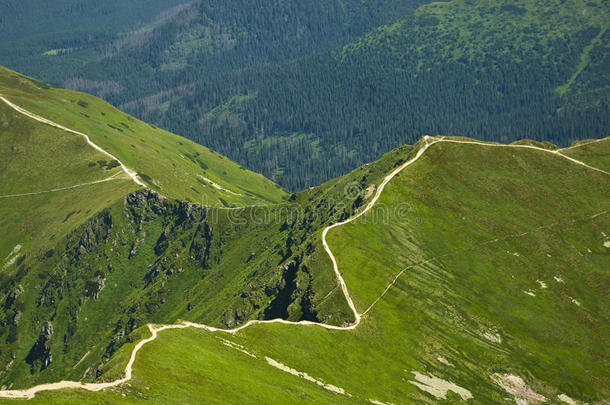 山间小道