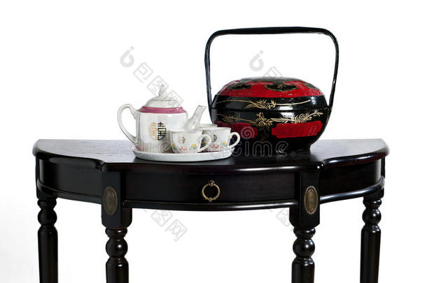 中国茶壶和盒子