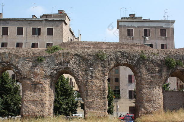 罗马渡槽后的公寓（意大利）