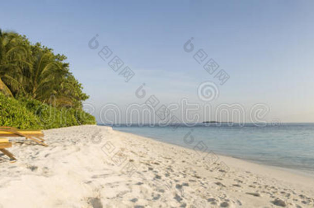 马尔代夫白沙滩休闲椅