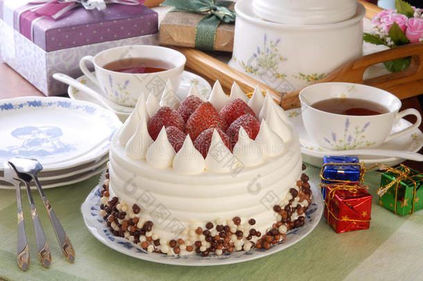 草莓布丁蛋糕