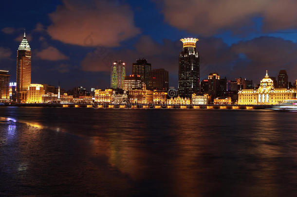 <strong>上海外滩</strong>夜景