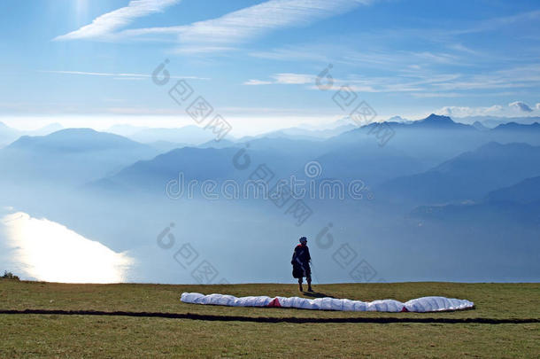 山地滑翔伞