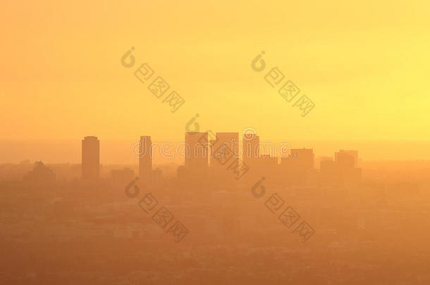 洛杉矶市中心的日落景色