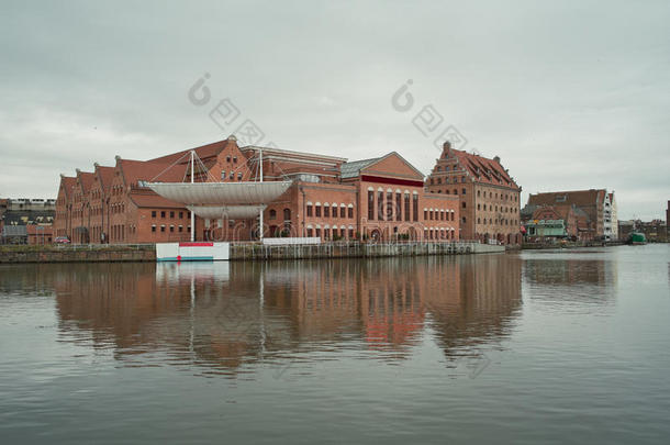 格但斯克爱乐乐团建筑的美景。