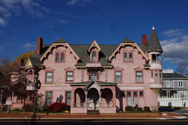 粉红色维多利亚式住宅