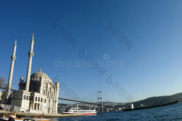 两大洲交汇的地方：伊斯坦布尔
