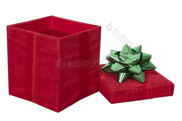 红色圣诞礼物礼盒，蝴蝶结隔离白色