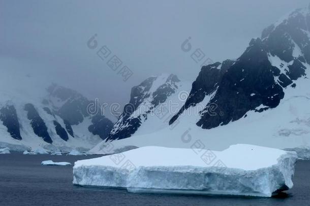 南极洲的冰雪景观