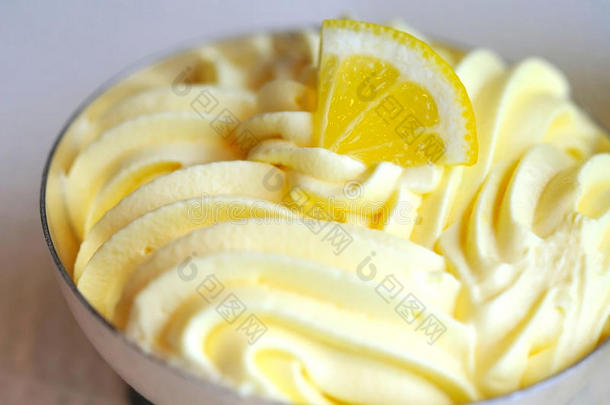 清爽柠檬冰淇淋