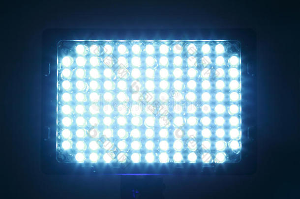 恒定的<strong>视频</strong>灯，<strong>led</strong>