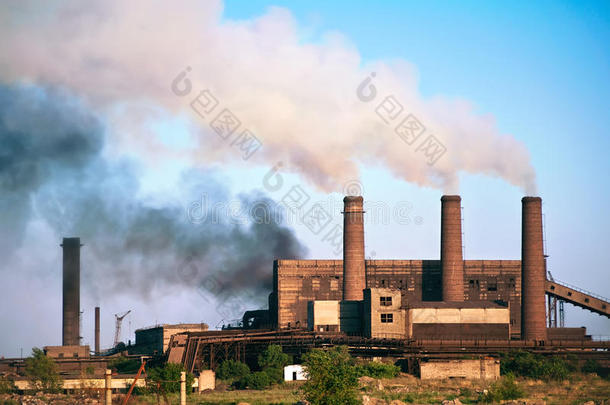 钢铁厂。污染。
