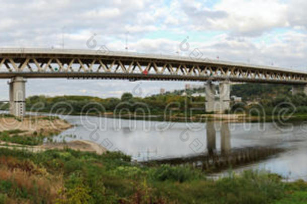 奥卡河大桥全景图