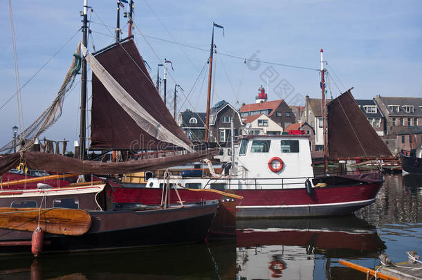 荷兰乌尔克港与传统船只